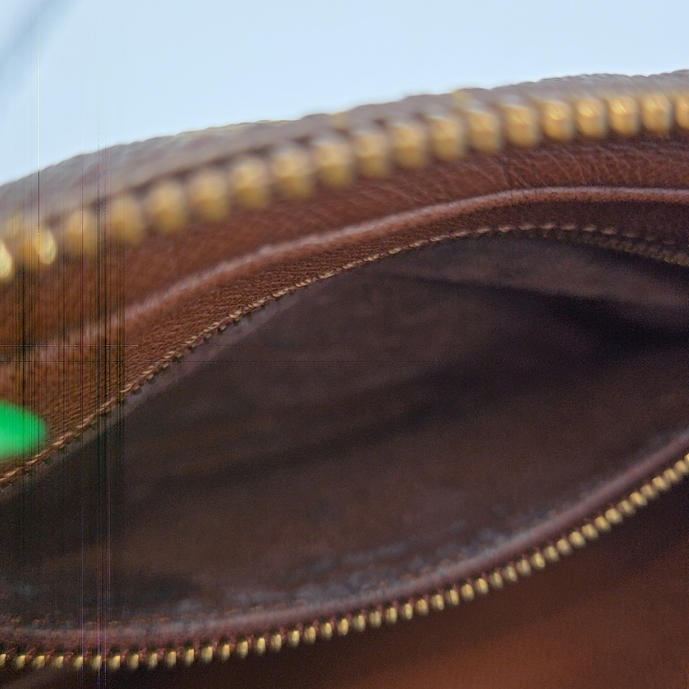 Project Piece - Louis Vuitton Jeune Fille  - No Strap, inside peeling removed - Picture 8 of 14